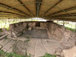 Escursione al santuario nuragico di su monte