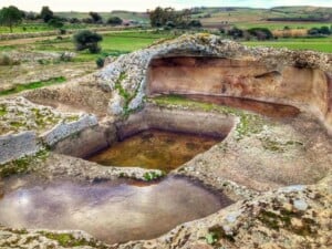 Domus de janas S'Acqua Salida 